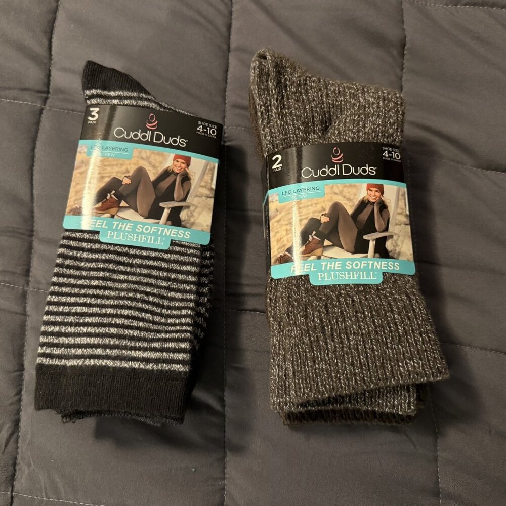 Cuddl Duds 5 Pairs Crew Socks Black Gray Striped Brown Women’s Shoe Size 4-10